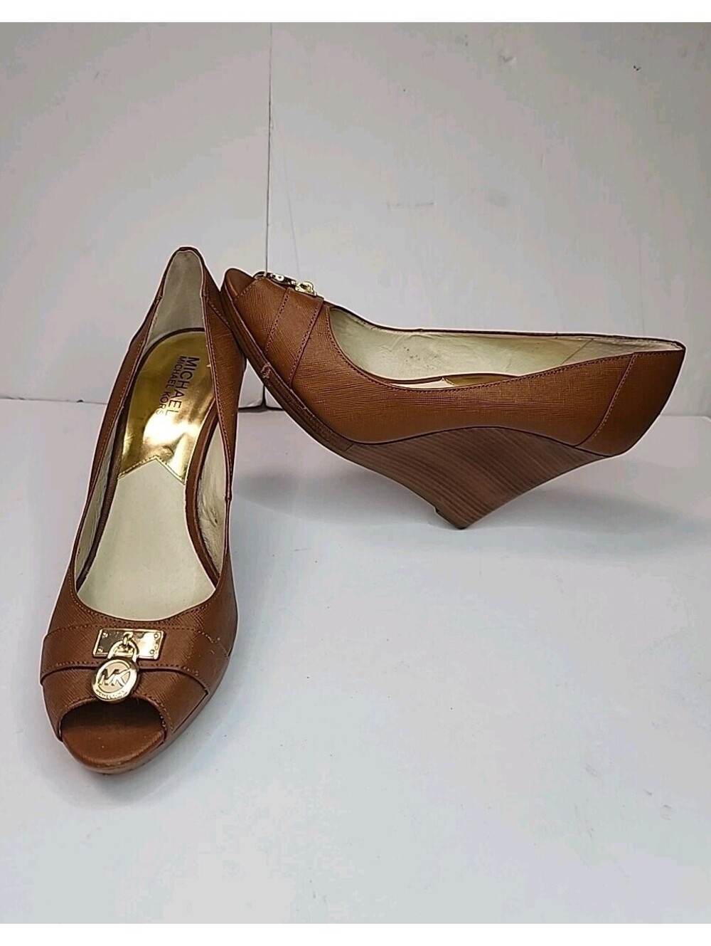 Michael Kors Hamilton Wedge Heel Women's Brown Leather 10 M Peep Toe Shoe Lock